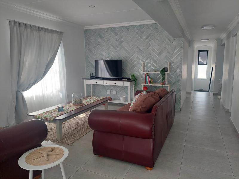 5 Bedroom Property for Sale in Britannia Bay Western Cape
